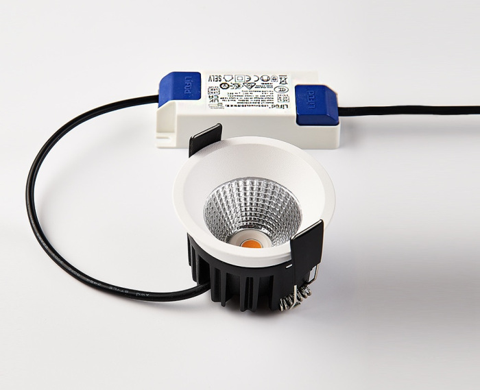 IT08-8035 white 3000K_