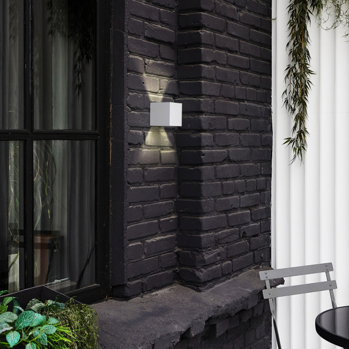 ULU-S55B-2x3W/3000K+4000K+6000K IP65 WHITE_