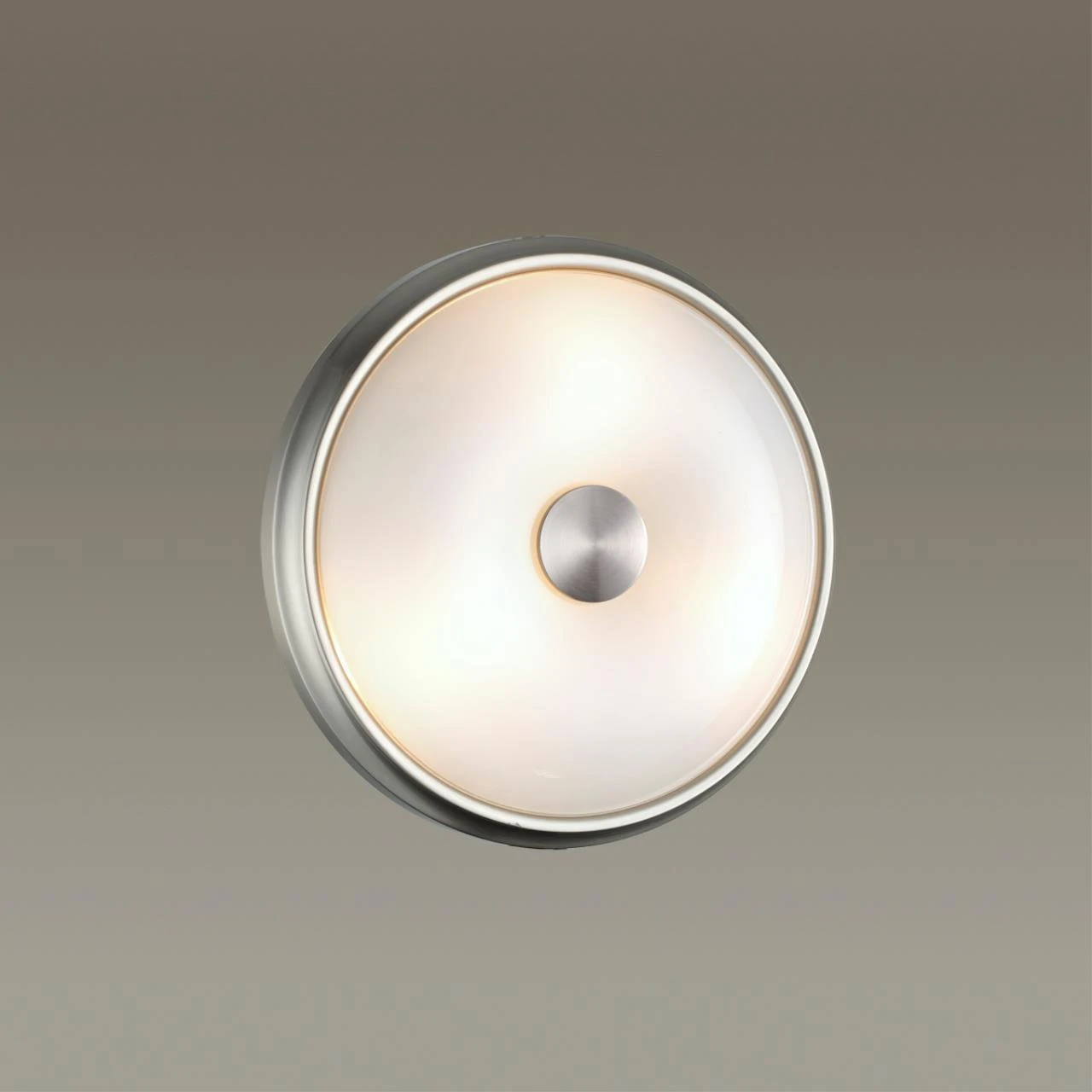 4957/2 Odeon Light