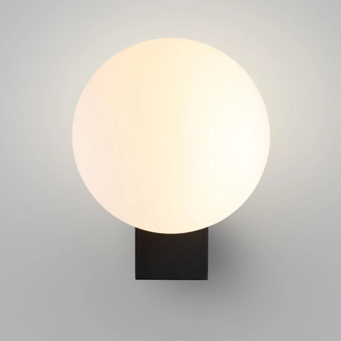 7124/1W Odeon Light