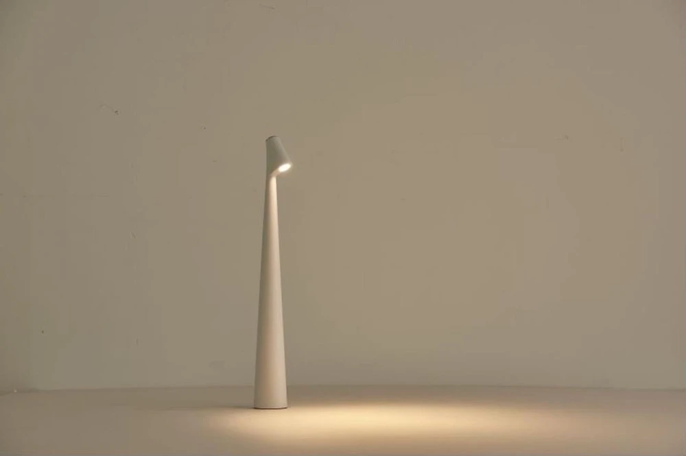 F3924-49 Alfa Light