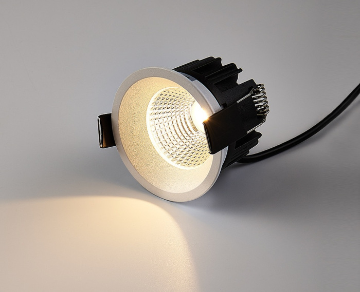 IT08-8035 white 3000K_