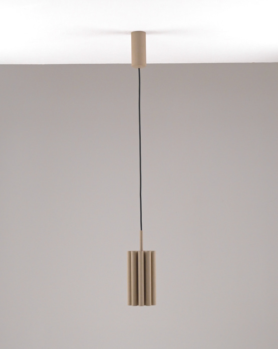 V11621-PL