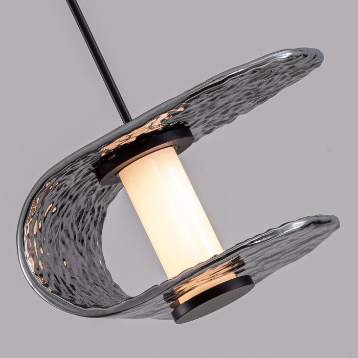 MD24020901-1A black/smoky